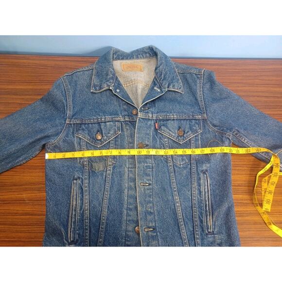 Vintage Levi Strauss 90's Dark Blue Jean Jacket Coat Button Size 40L Rider/Biker - Picture 10 of 15